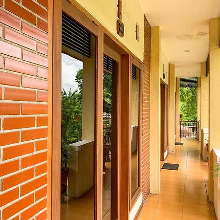 Urbanview Sasono Putro Condoongcatur By Reddoorz Kejayan Exterior photo