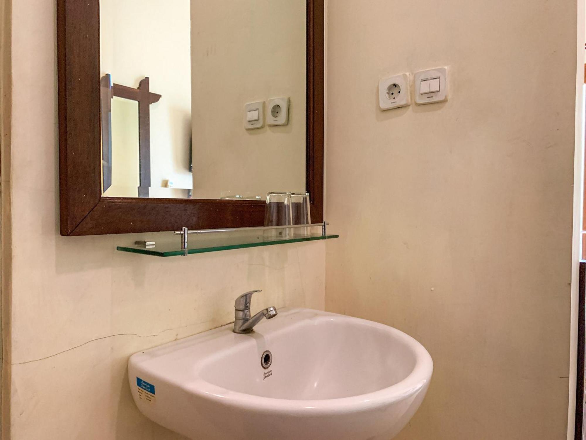 Urbanview Sasono Putro Condoongcatur By Reddoorz Kejayan Exterior photo