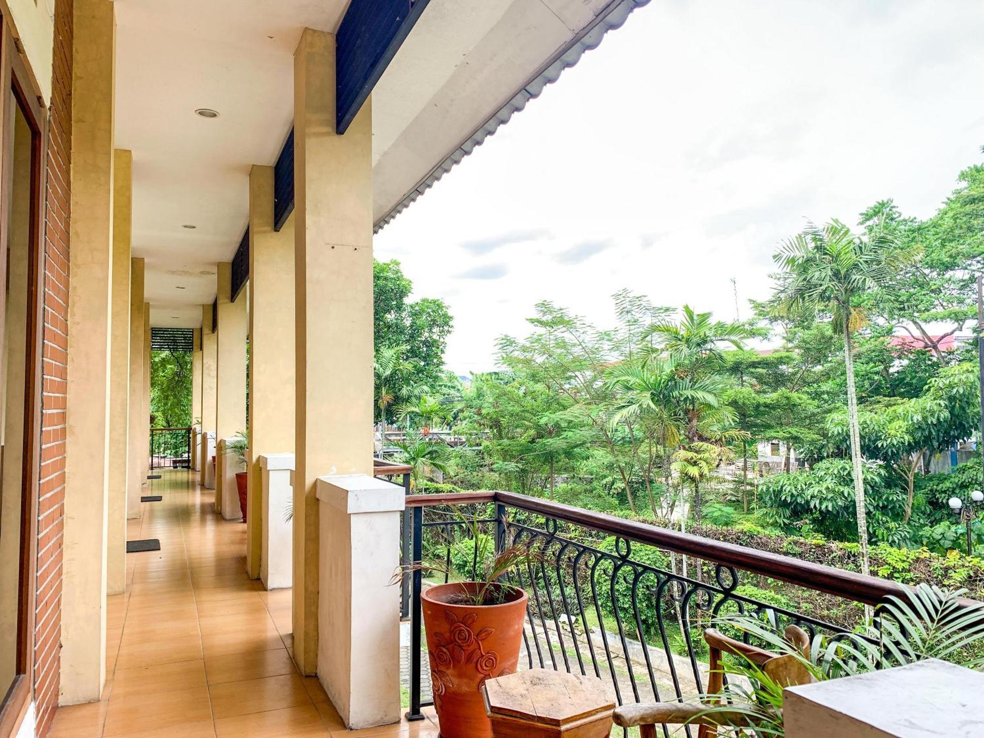 Urbanview Sasono Putro Condoongcatur By Reddoorz Kejayan Exterior photo