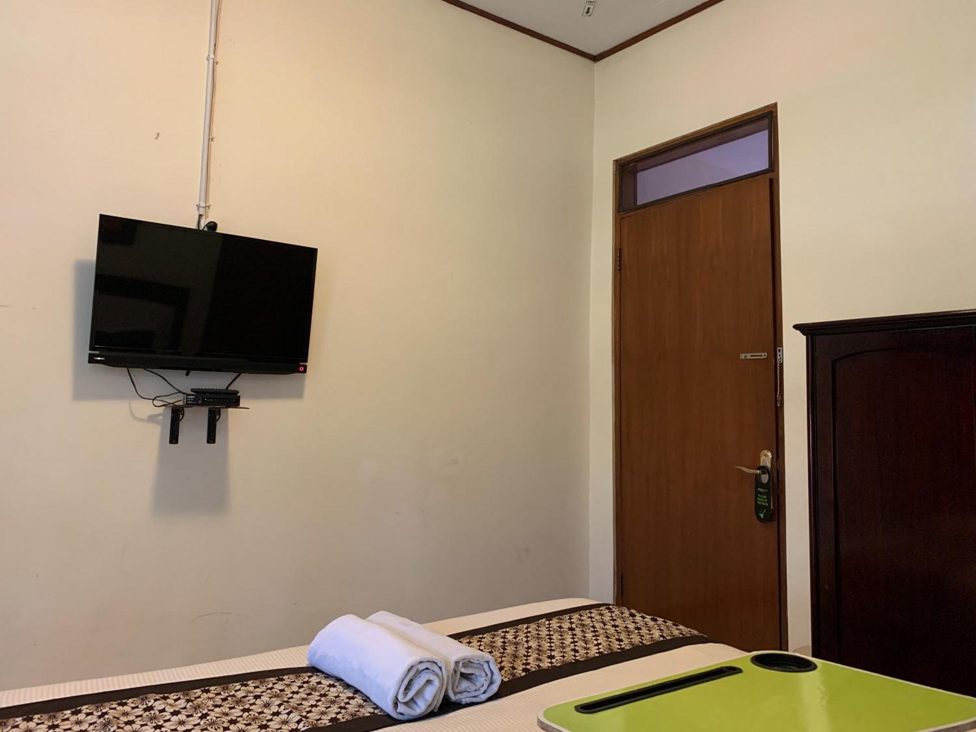 Urbanview Sasono Putro Condoongcatur By Reddoorz Kejayan Exterior photo