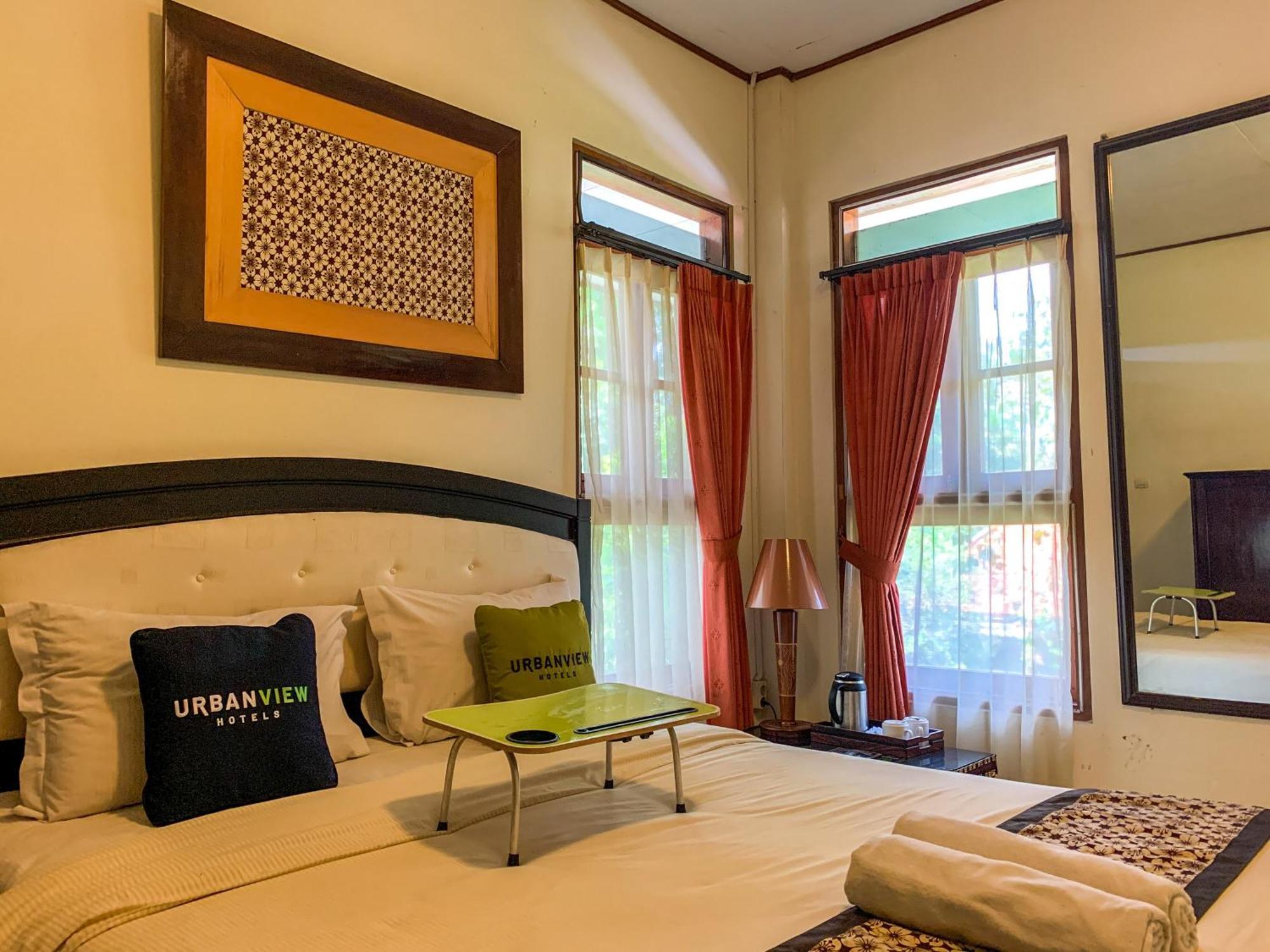 Urbanview Sasono Putro Condoongcatur By Reddoorz Kejayan Exterior photo