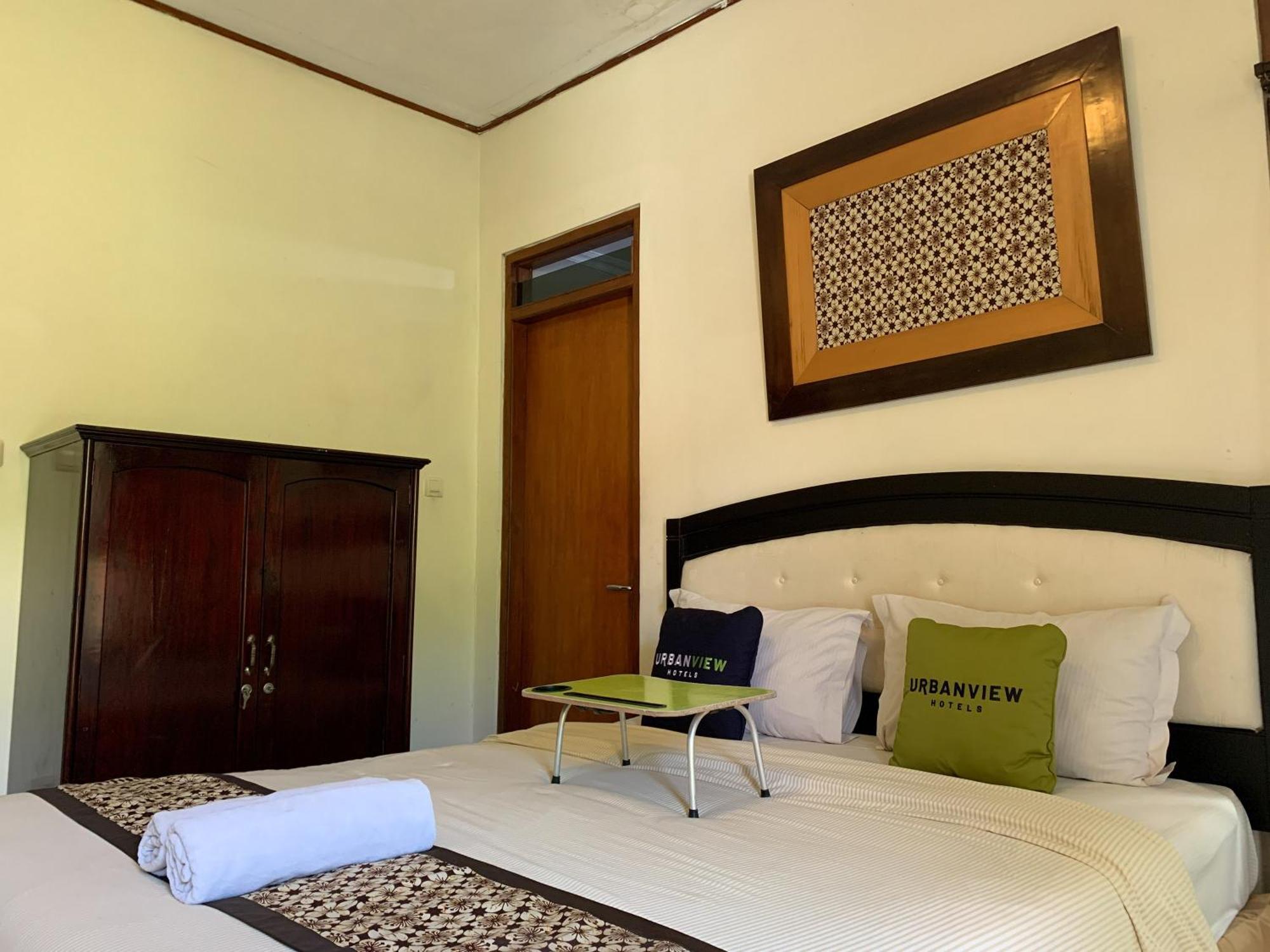 Urbanview Sasono Putro Condoongcatur By Reddoorz Kejayan Exterior photo